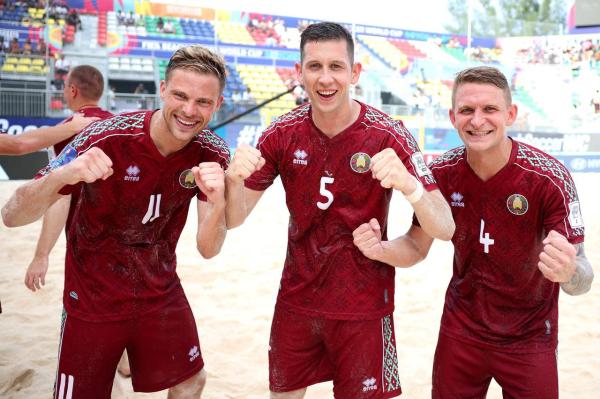 🏖️⚽️ Белорусские пляжники пробились в полуфинал чемпионата мира