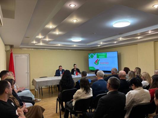 Диалоговая площадка с руководителем секретариата ЦРО г. Минска БП «Белая Русь»