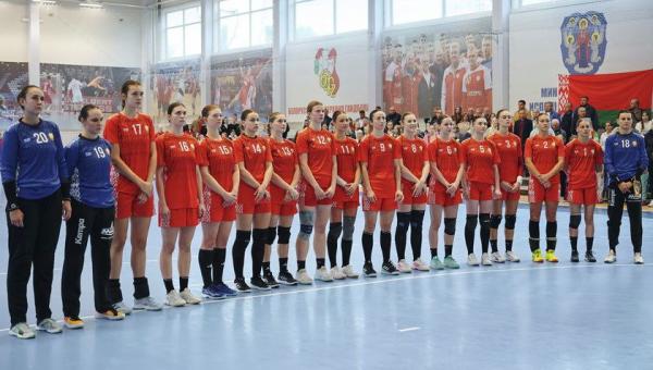 Женская национальная команда открывает очередной учебно-тренировочный сбор